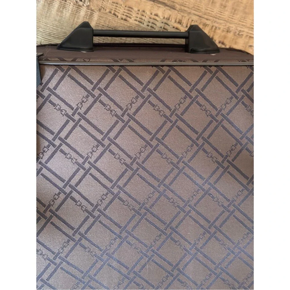 Epic Large Check-in Spinner Classic Quilted Brown Rolling Upright Suitcase